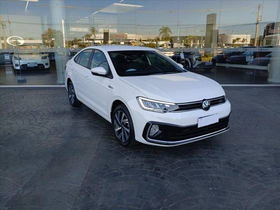 VOLKSWAGEN VIRTUS 1.0 200 TSI HIGHLINE AUTOMÁTICO VOLKSWAGEN VIRTUS 1.0 200 TSI HIGHLINE AUTOMÁTICO